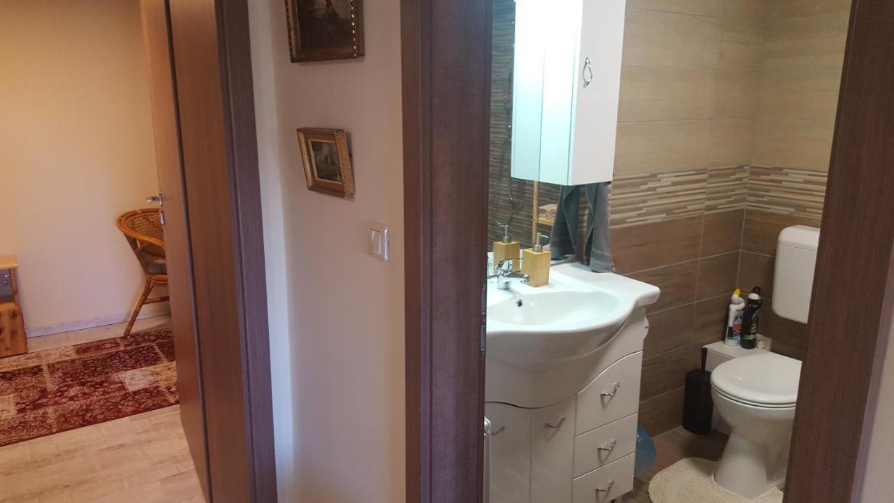 Gyoengyvirag Apartman Keszthely Bagian luar foto