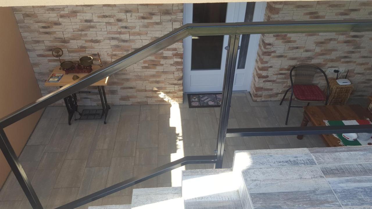Gyoengyvirag Apartman Keszthely Bagian luar foto
