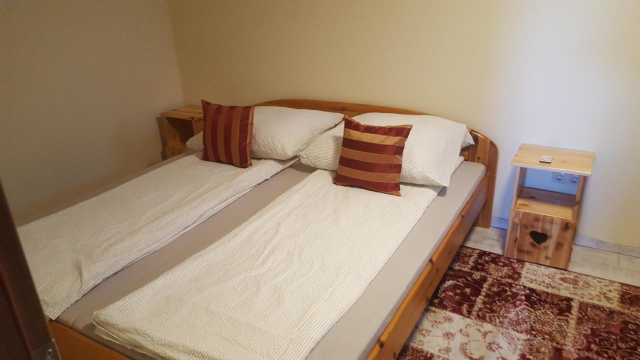 Gyoengyvirag Apartman Keszthely Bagian luar foto