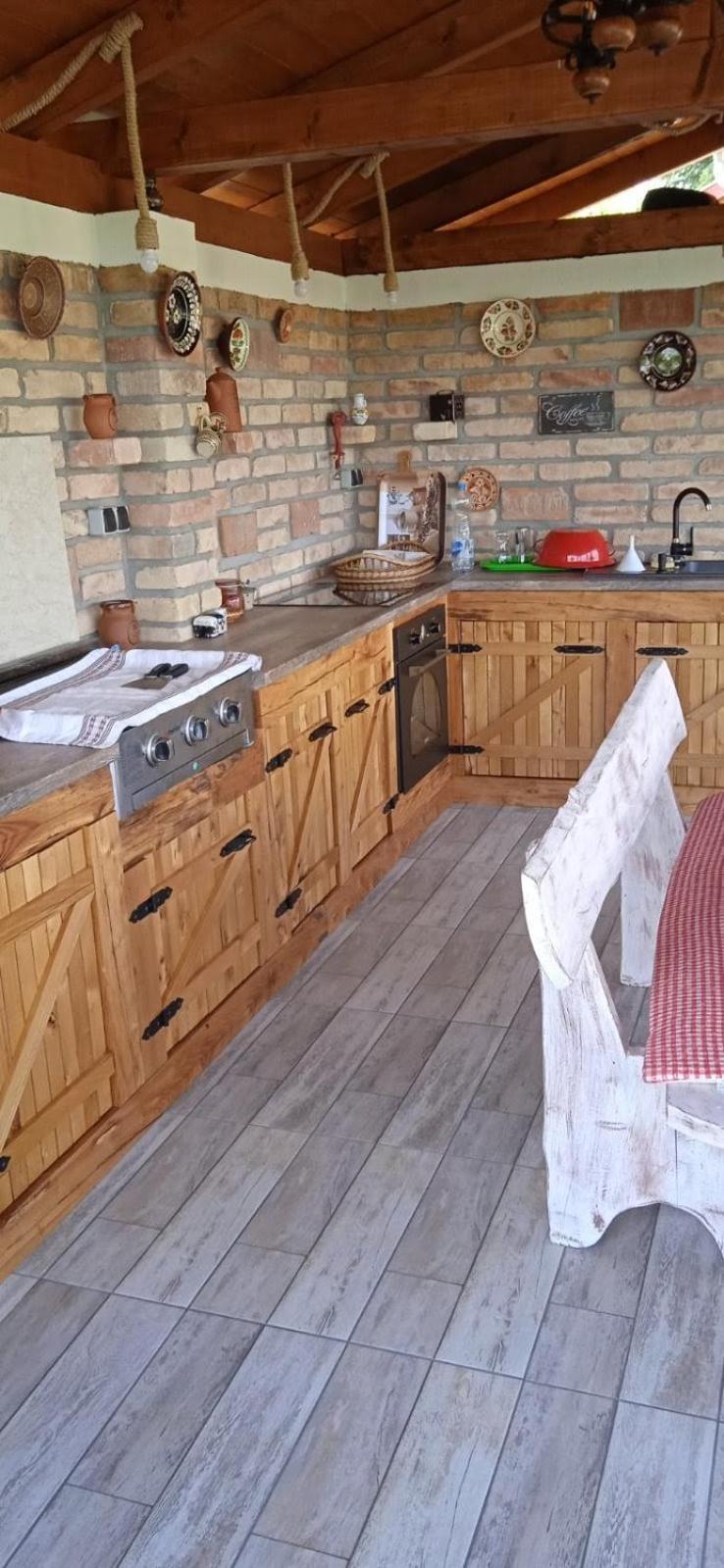 Gyoengyvirag Apartman Keszthely Bagian luar foto